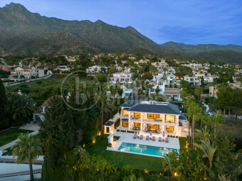 Villa Marusha - Villa med havsutsikt i Sierra Blanca Marbella