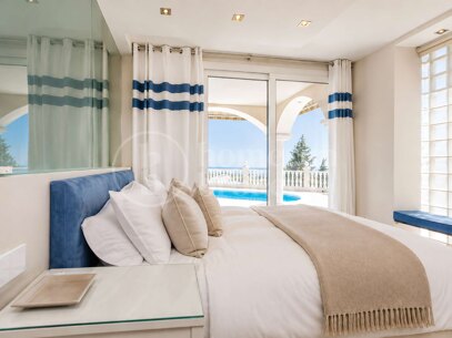 Villa El Herrojo - Lyxvilla med 6 sovrum för uthyrning och panoramautsikt över havet