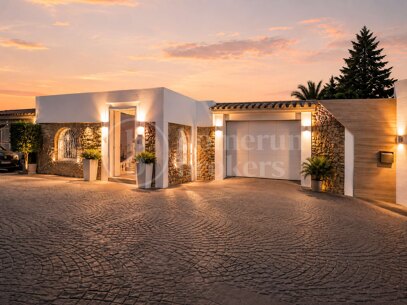 Villa El Herrojo - Lyxvilla med 6 sovrum för uthyrning och panoramautsikt över havet