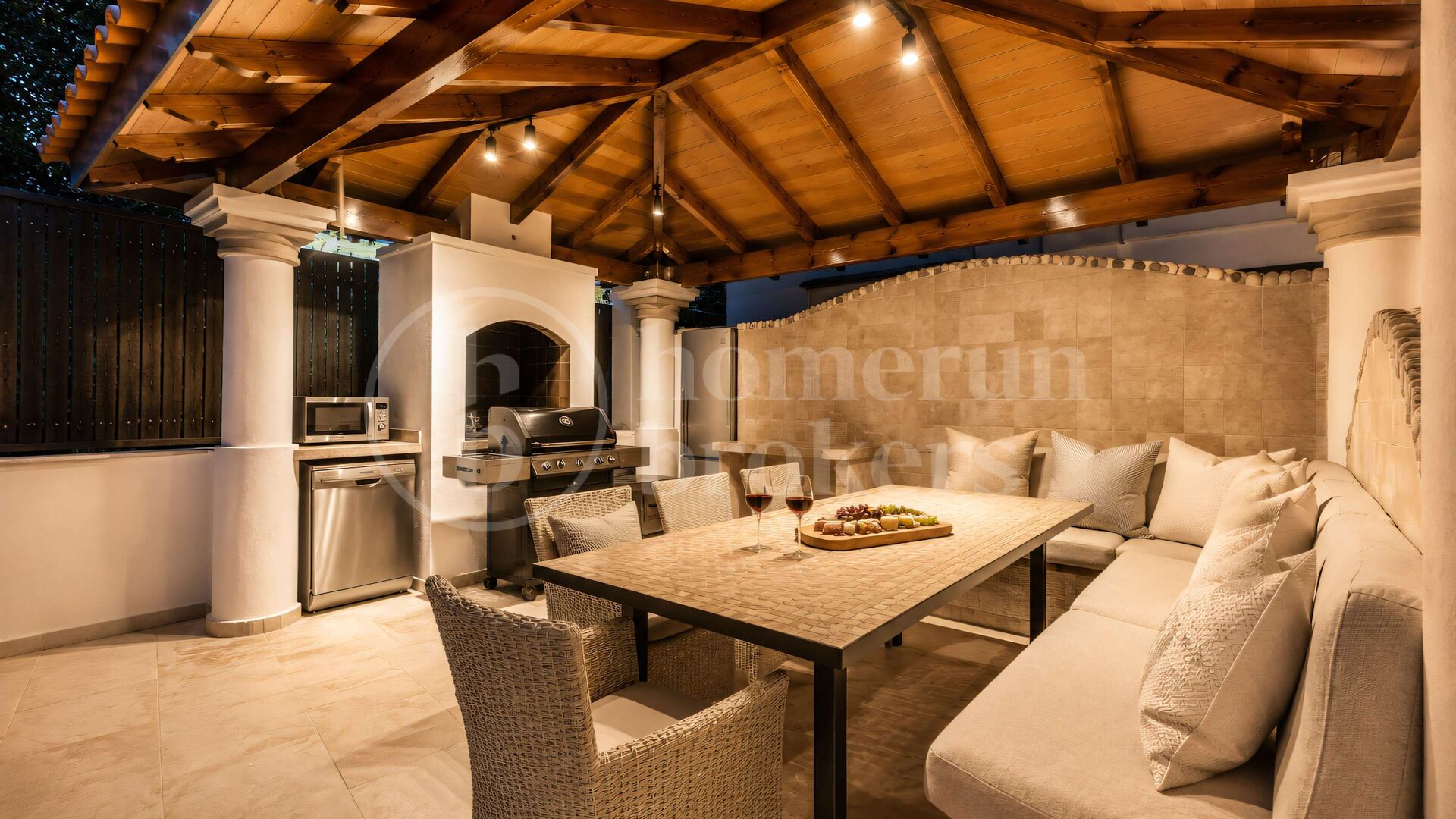 Villa El Herrojo - Lyxvilla med 6 sovrum för uthyrning och panoramautsikt över havet