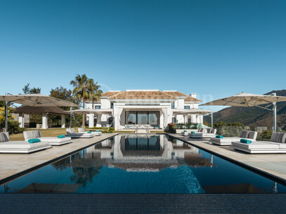 Casa Valentino - Lyxvilla med panoramautsikt över hav och berg