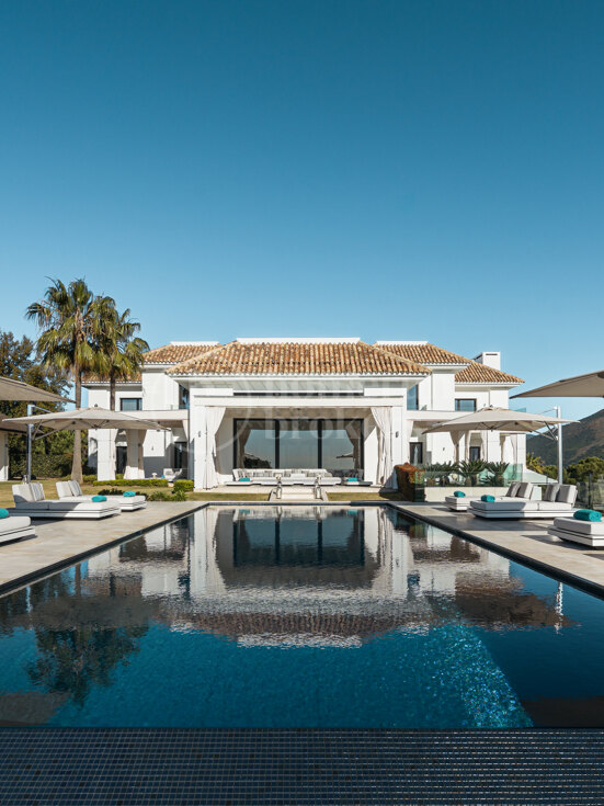 Casa Valentino - Luxury Mansion with Panoramic Sea and Mountain Views