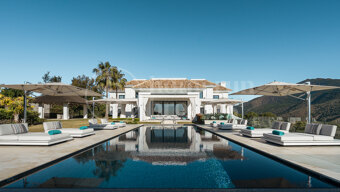 Casa Valentino - Luxury Mansion with Panoramic Sea and Mountain Views