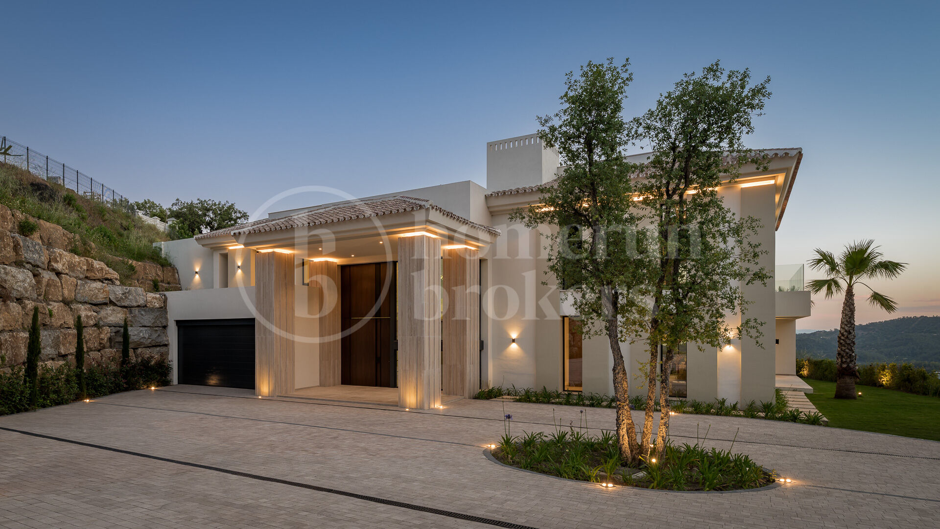 Villa Quercus - Contemporary Luxury Villa with Panoramic Sea Views