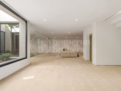 Villa Quercus - Contemporary Luxury Villa with Panoramic Sea Views