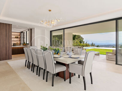 Villa Quercus - Contemporary Luxury Villa with Panoramic Sea Views