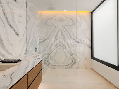 Villa Quercus - Contemporary Luxury Villa with Panoramic Sea Views