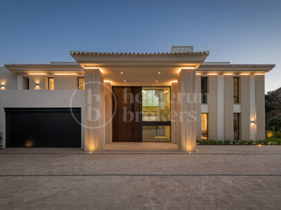Villa Quercus - Contemporary Luxury Villa with Panoramic Sea Views