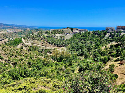One Thirty-Eight - Plot with Approved Luxury Villa Project