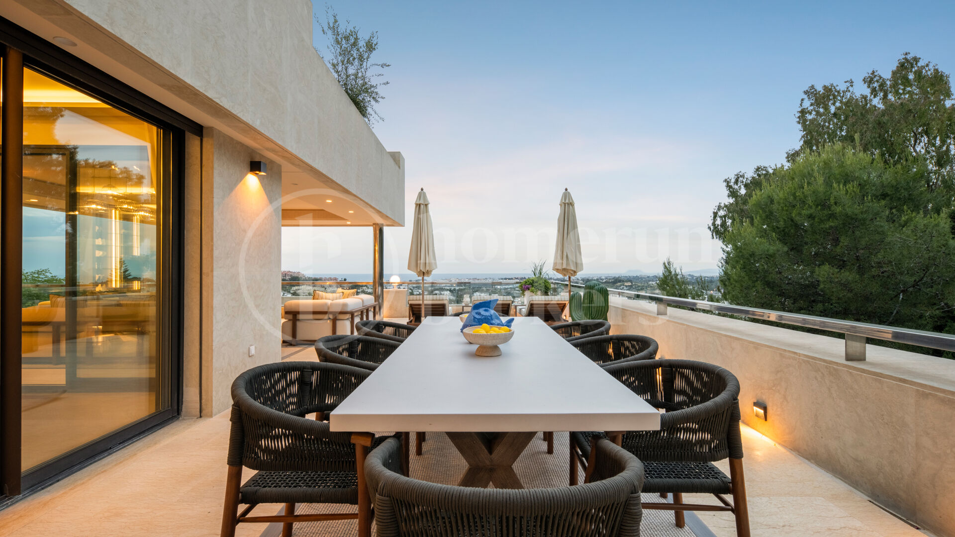 Penthouse Feroz – Lyxig duplex-penthouse med panoramautsikt över havet