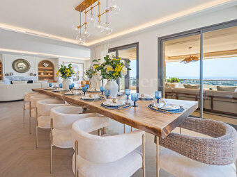 Penthouse Feroz – Lyxig duplex-penthouse med panoramautsikt över havet