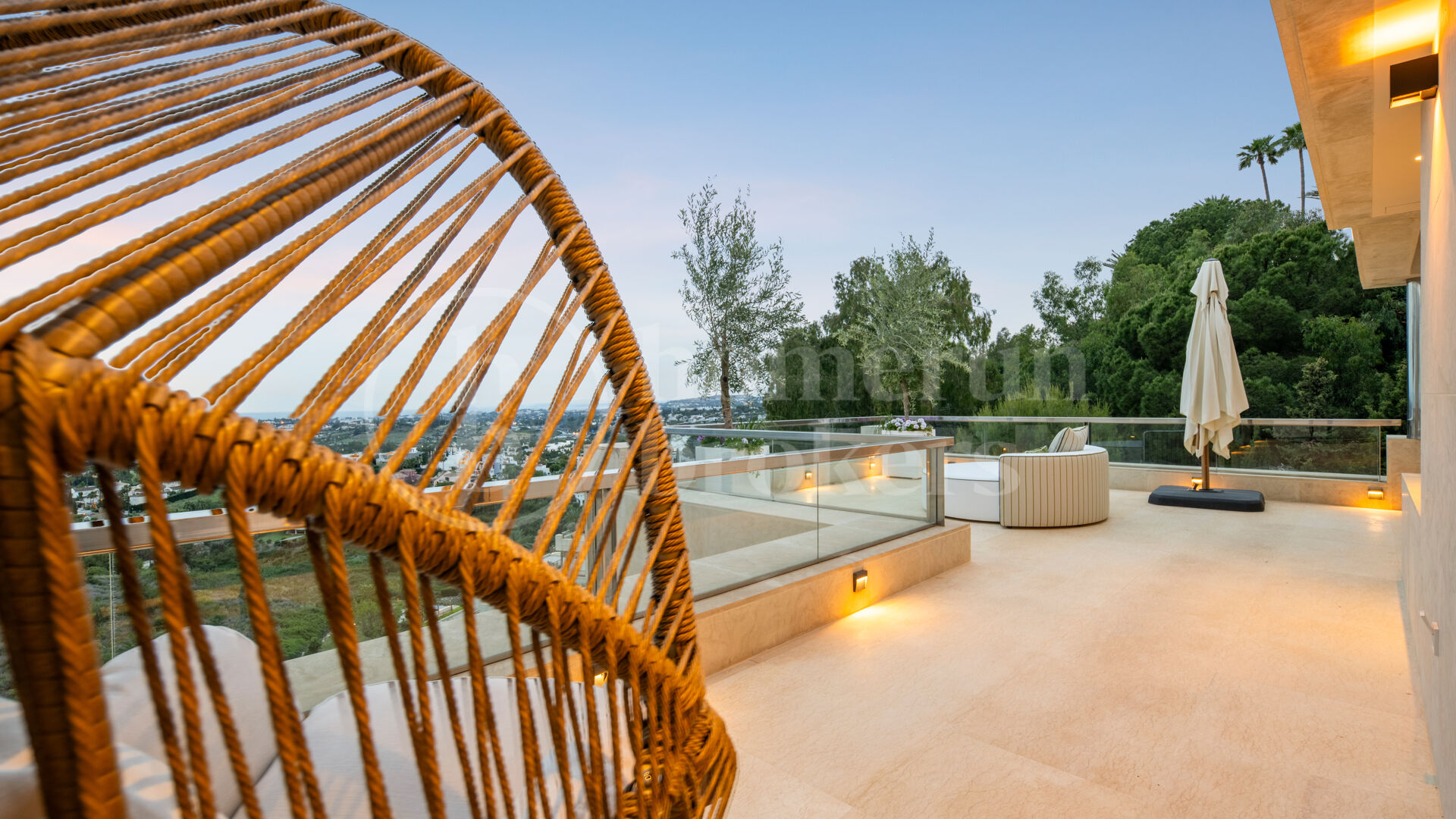 Penthouse Feroz – Lyxig duplex-penthouse med panoramautsikt över havet