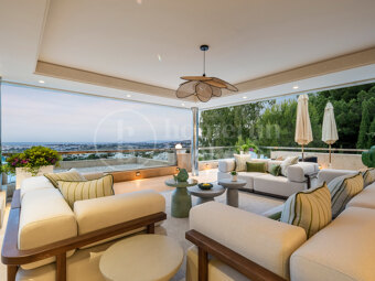 Penthouse Feroz – Lyxig duplex-penthouse med panoramautsikt över havet