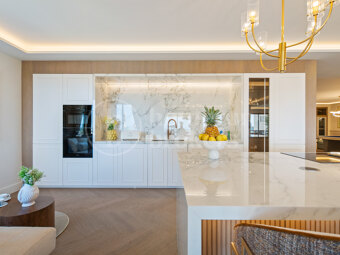 Penthouse Feroz – Lyxig duplex-penthouse med panoramautsikt över havet