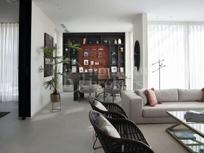 9-Bedroom Luxury Villa with Panoramic Sea Views in Estepona East