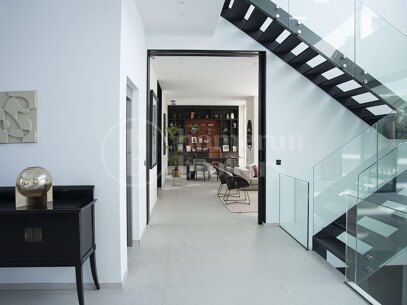 9-Bedroom Luxury Villa with Panoramic Sea Views in Estepona East