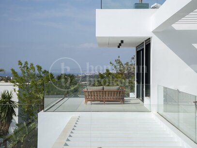 9-Bedroom Luxury Villa with Panoramic Sea Views in Estepona East