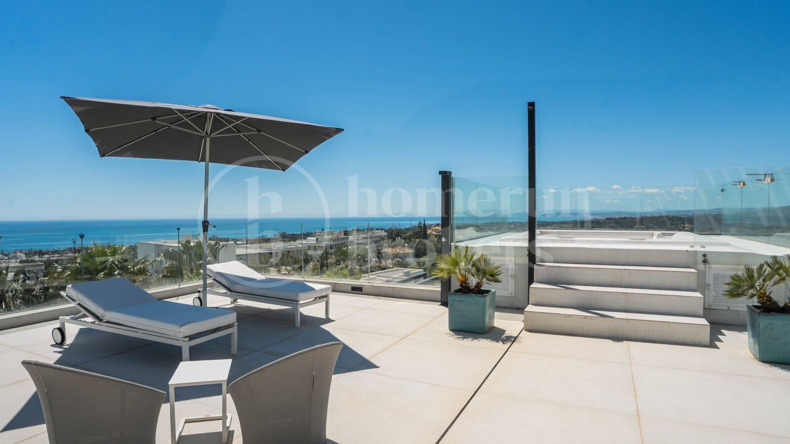 9-Bedroom Luxury Villa with Panoramic Sea Views in Estepona East