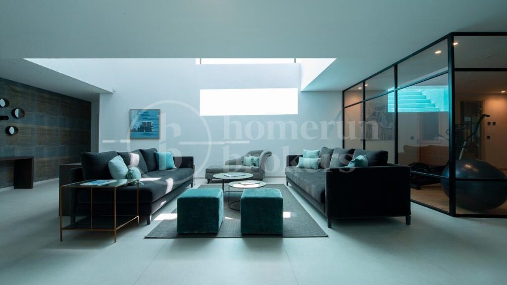 9-Bedroom Luxury Villa with Panoramic Sea Views in Estepona East