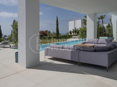 9-Bedroom Luxury Villa with Panoramic Sea Views in Estepona East