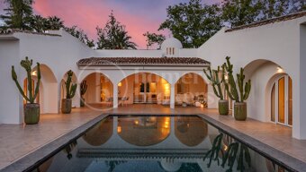 Villa Melrose – Frontline golfvilla i ett plan