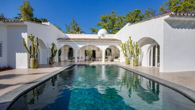 Villa Melrose – One Level Frontline Golf Villa