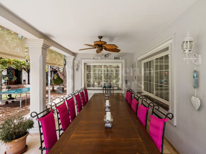 Casa Flora - Mediterranean Villa on a Large Private Plot on the Golden Mile