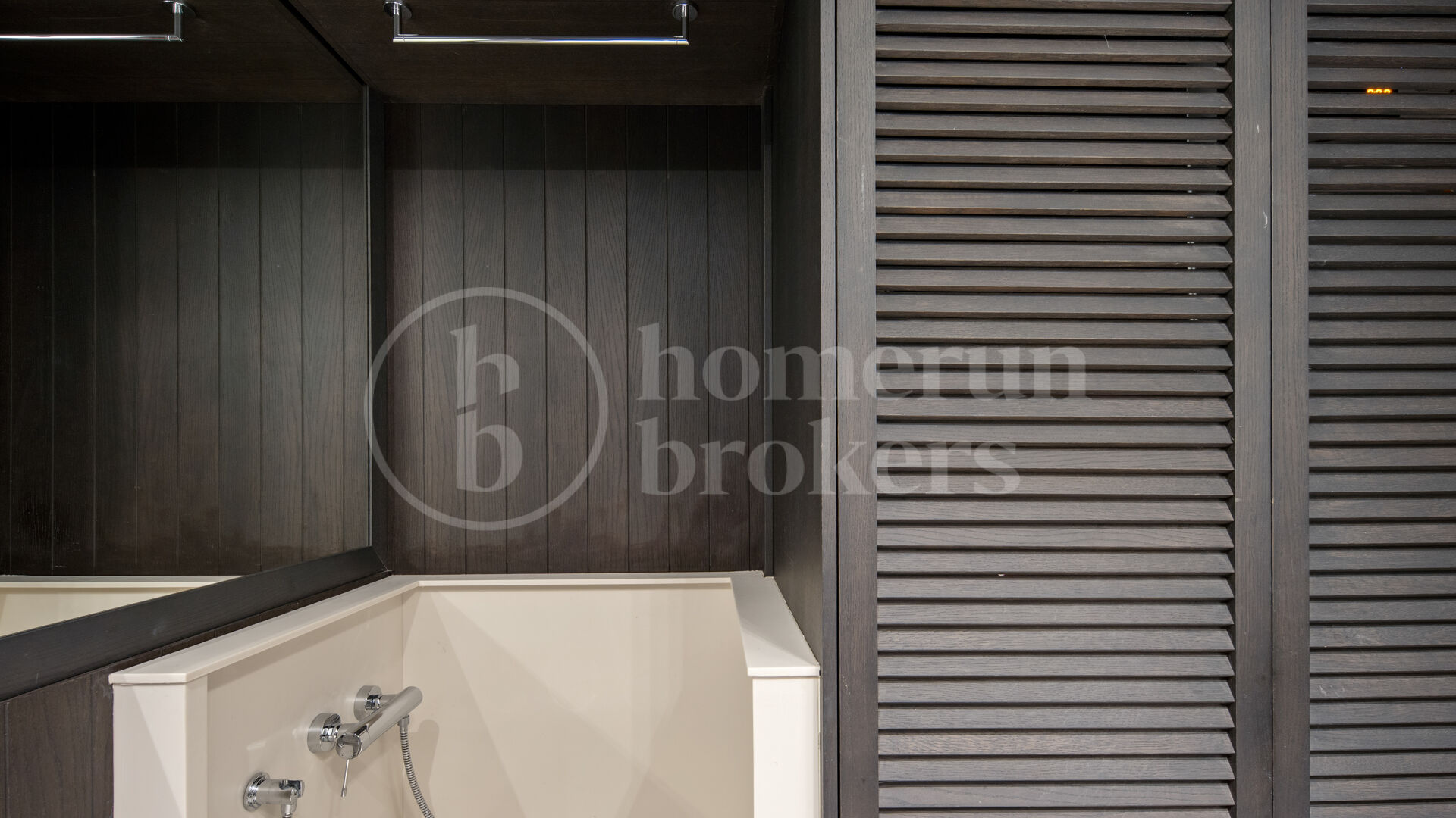 Apartment Acacia - Luxury apartment for sale in Puente Romano