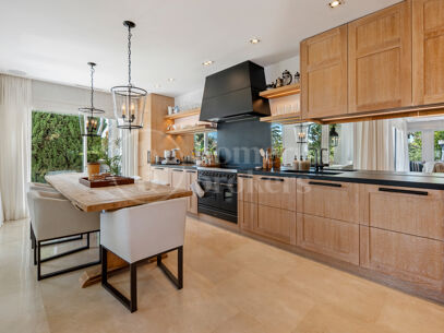 Apartment Acacia - Luxury apartment for sale in Puente Romano