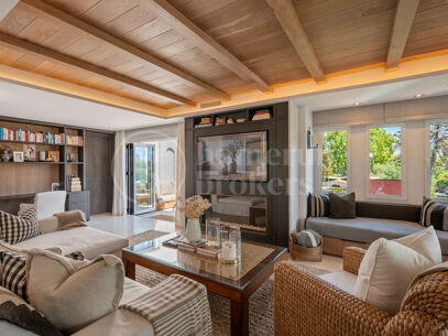Apartment Acacia - Luxury apartment for sale in Puente Romano