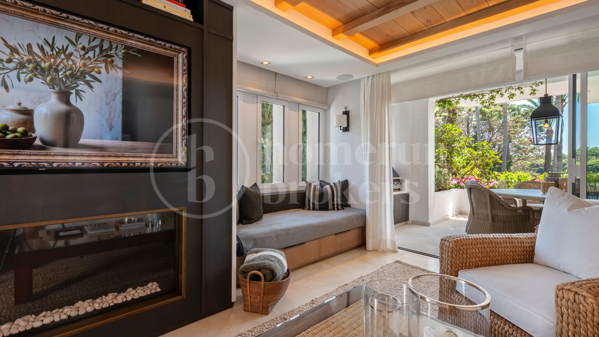 Apartment Acacia - Luxury apartment for sale in Puente Romano