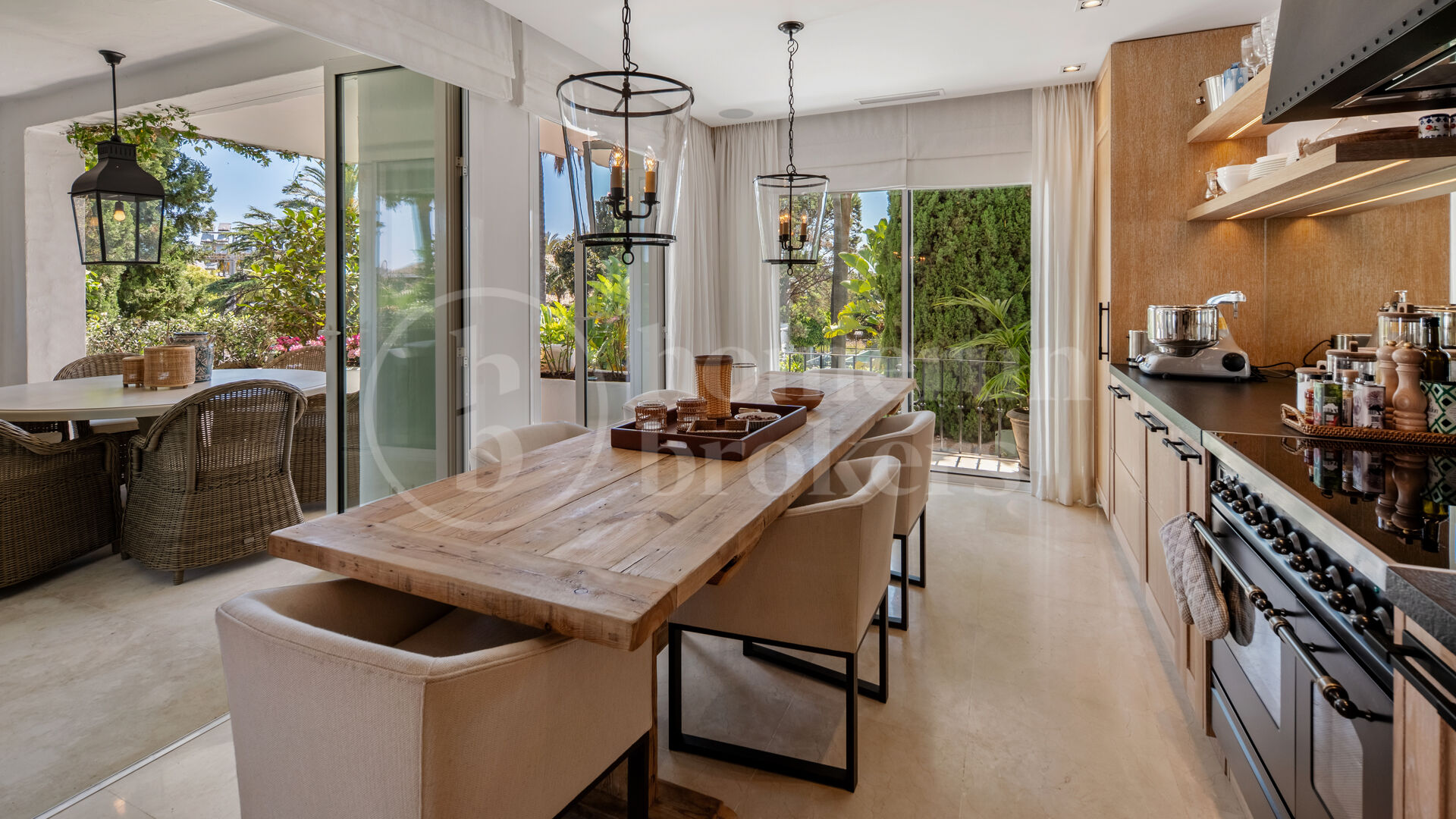 Apartment Acacia - Luxury apartment for sale in Puente Romano