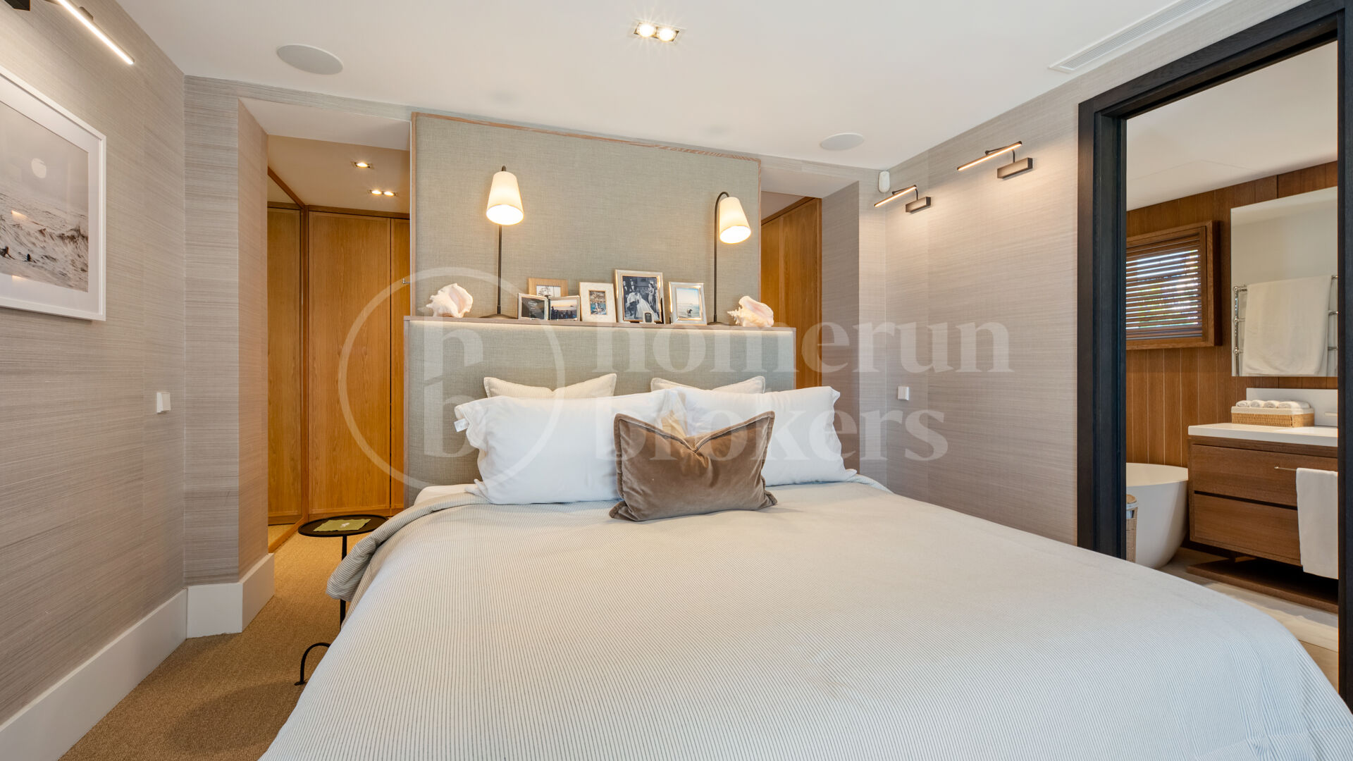 Apartment Acacia - Luxury apartment for sale in Puente Romano