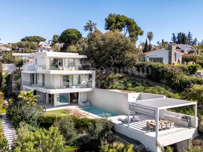 Villa Alma de Elviria - Contemporary Villa Walking Distance to the Beach