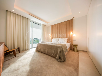 Villa Alma de Elviria - Contemporary Villa Walking Distance to the Beach