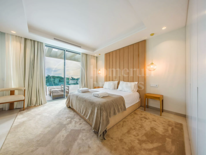 Villa Alma de Elviria - Contemporary Villa Walking Distance to the Beach