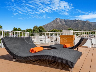 Radhus till försäljning i Marbellamar, Marbella Golden Mile