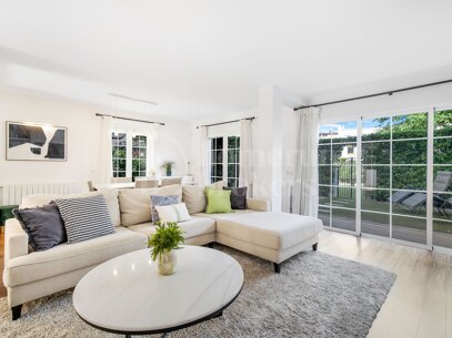 Radhus till försäljning i Marbellamar, Marbella Golden Mile