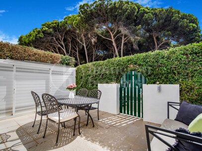 Radhus till försäljning i Marbellamar, Marbella Golden Mile