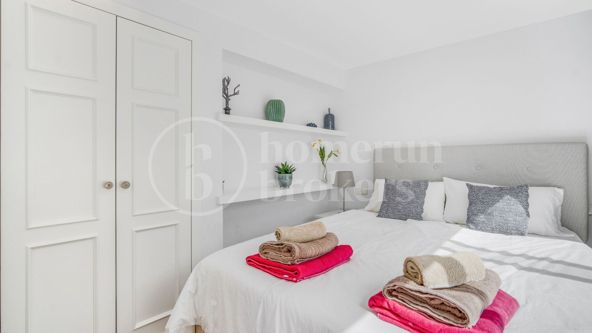 Casa Marbellamar - Frontline Beach and Tourist Licence