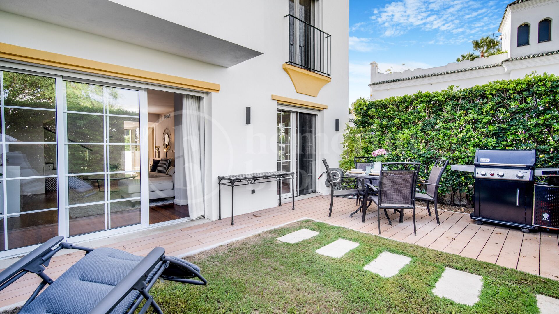 Casa Marbellamar - Frontline Beach and Tourist Licence