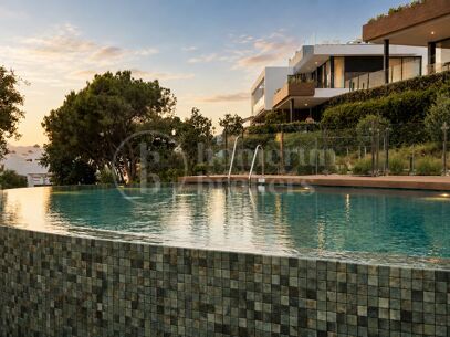 Luxury Duplex Penthouse with Private Rooftop Pool & Sea Views
