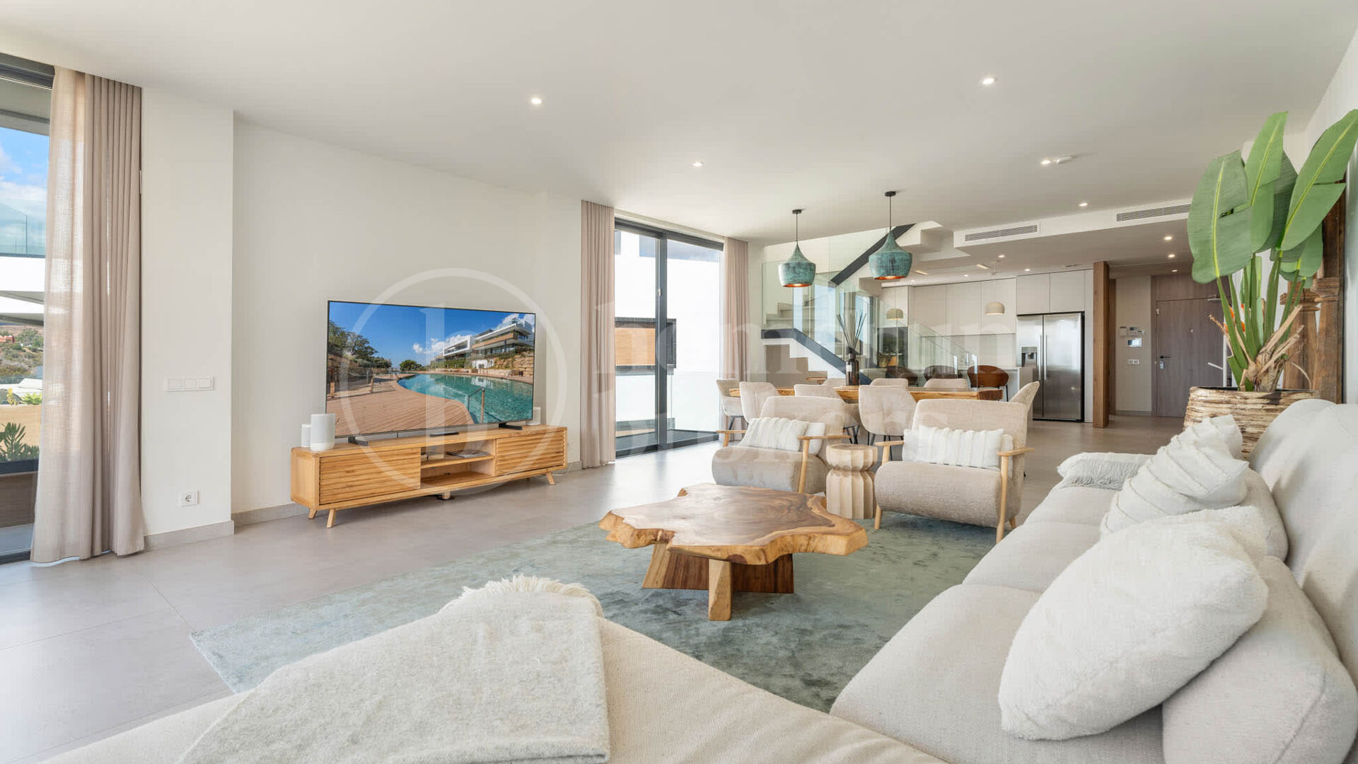 Luxury Duplex Penthouse with Private Rooftop Pool & Sea Views