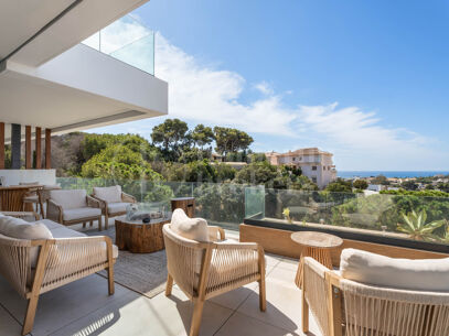 Luxury Duplex Penthouse with Private Rooftop Pool & Sea Views