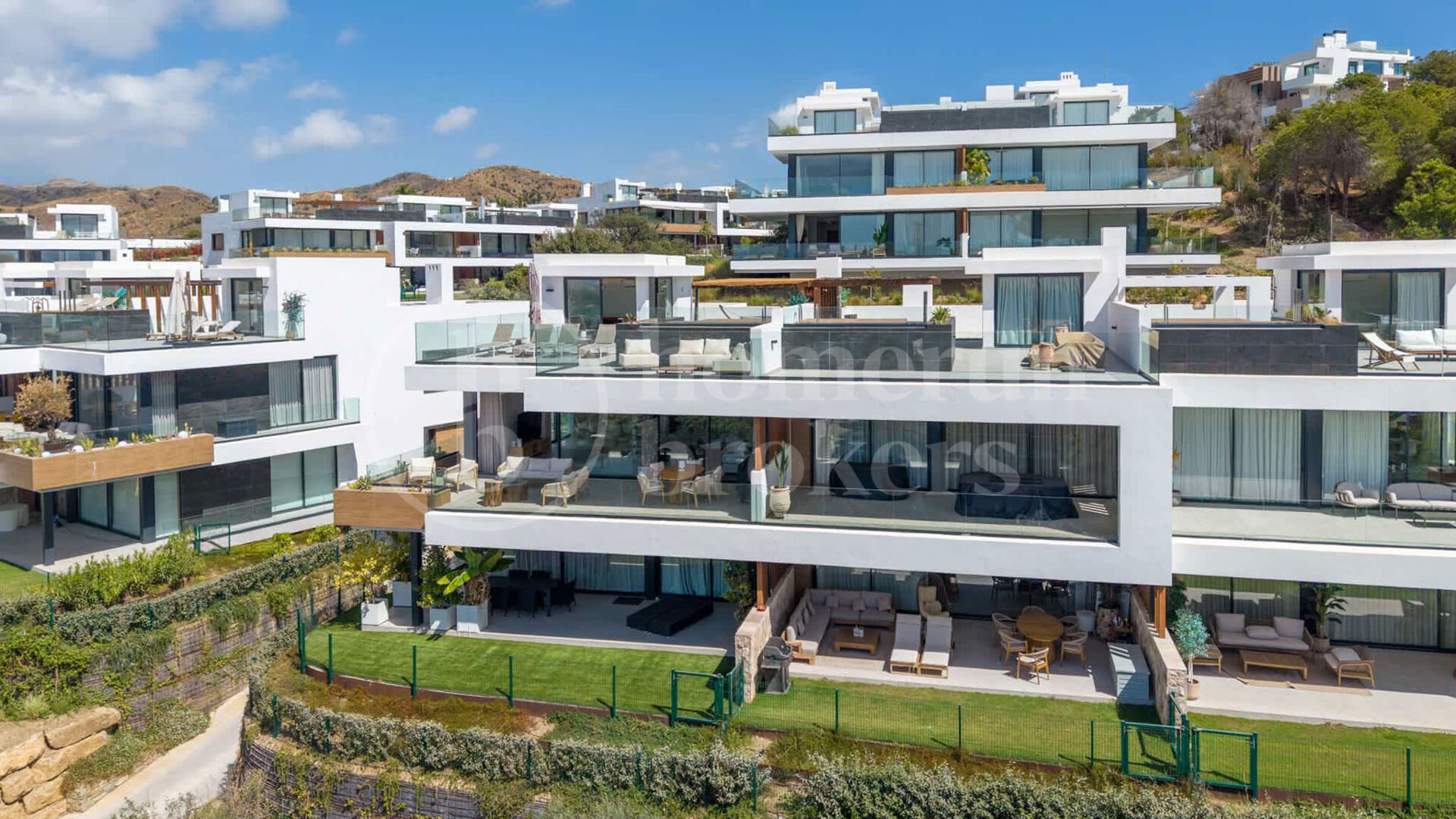 Luxury Duplex Penthouse with Private Rooftop Pool & Sea Views