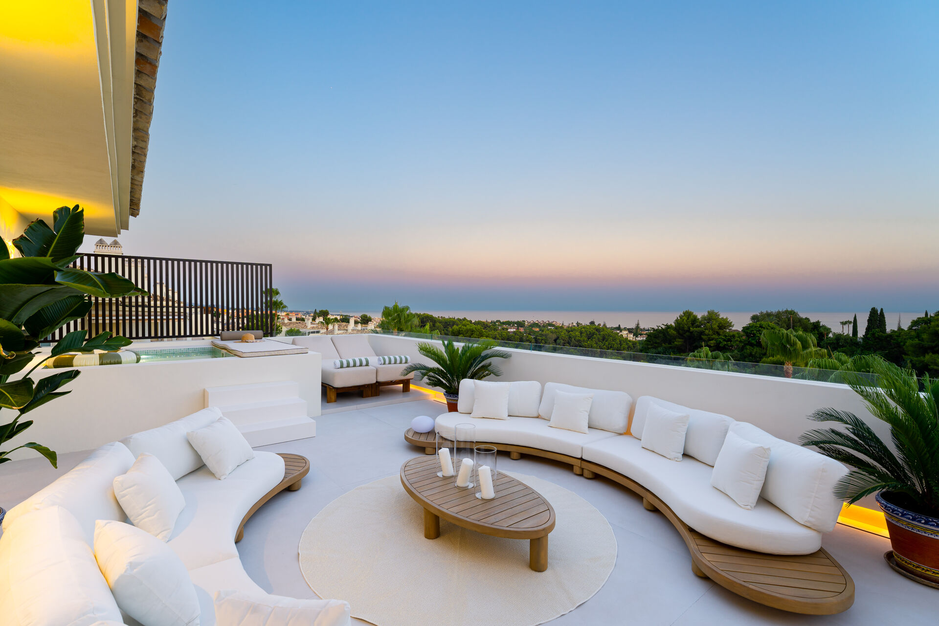 Alba Residence