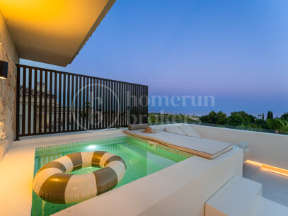 Alba Residence - Renovated Penthouse with Panoramic Sea Views