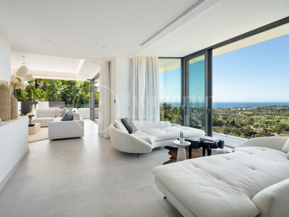 Villa Colina - Brand New Contemporary Villa with Sea Views