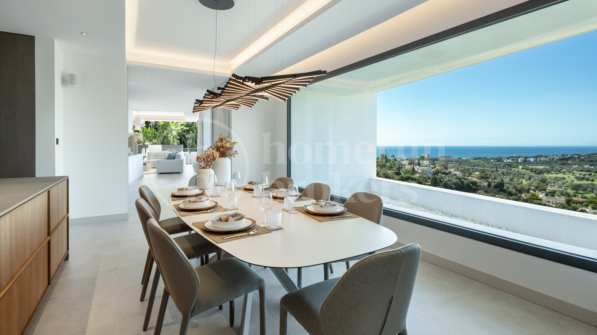 Villa Colina - Brand New Contemporary Villa with Sea Views