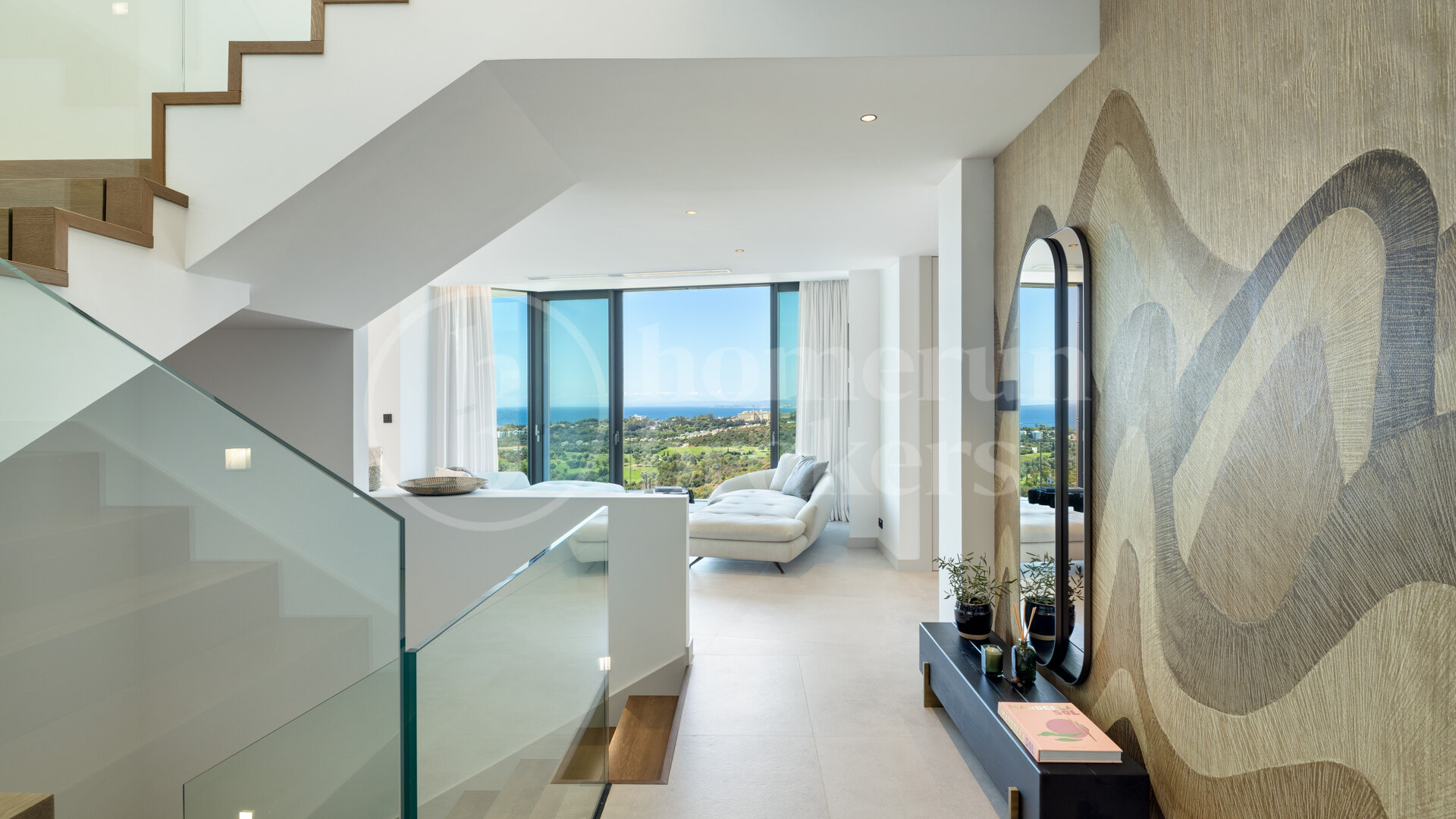 Villa Colina - Brand New Contemporary Villa with Sea Views